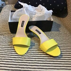 *New w/box* Nine West Lynton, kitten heel slide sandal 8M!